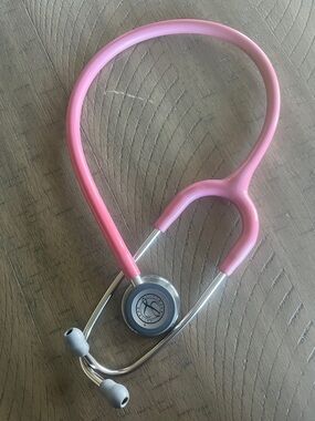 5633 Littmann Classic III Stethoscope Pearl Pink